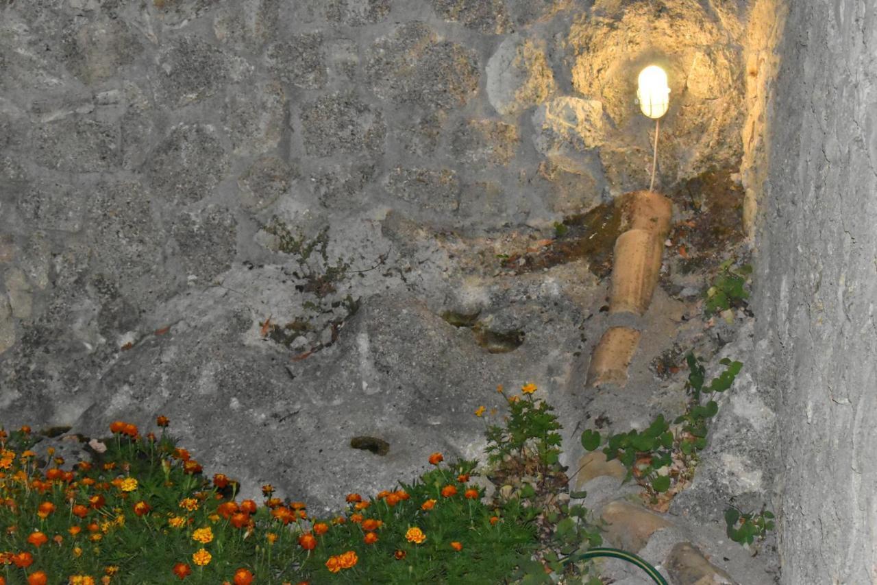 Estate Dafnopanagia Villa Magda Asprogerakata 外观 照片