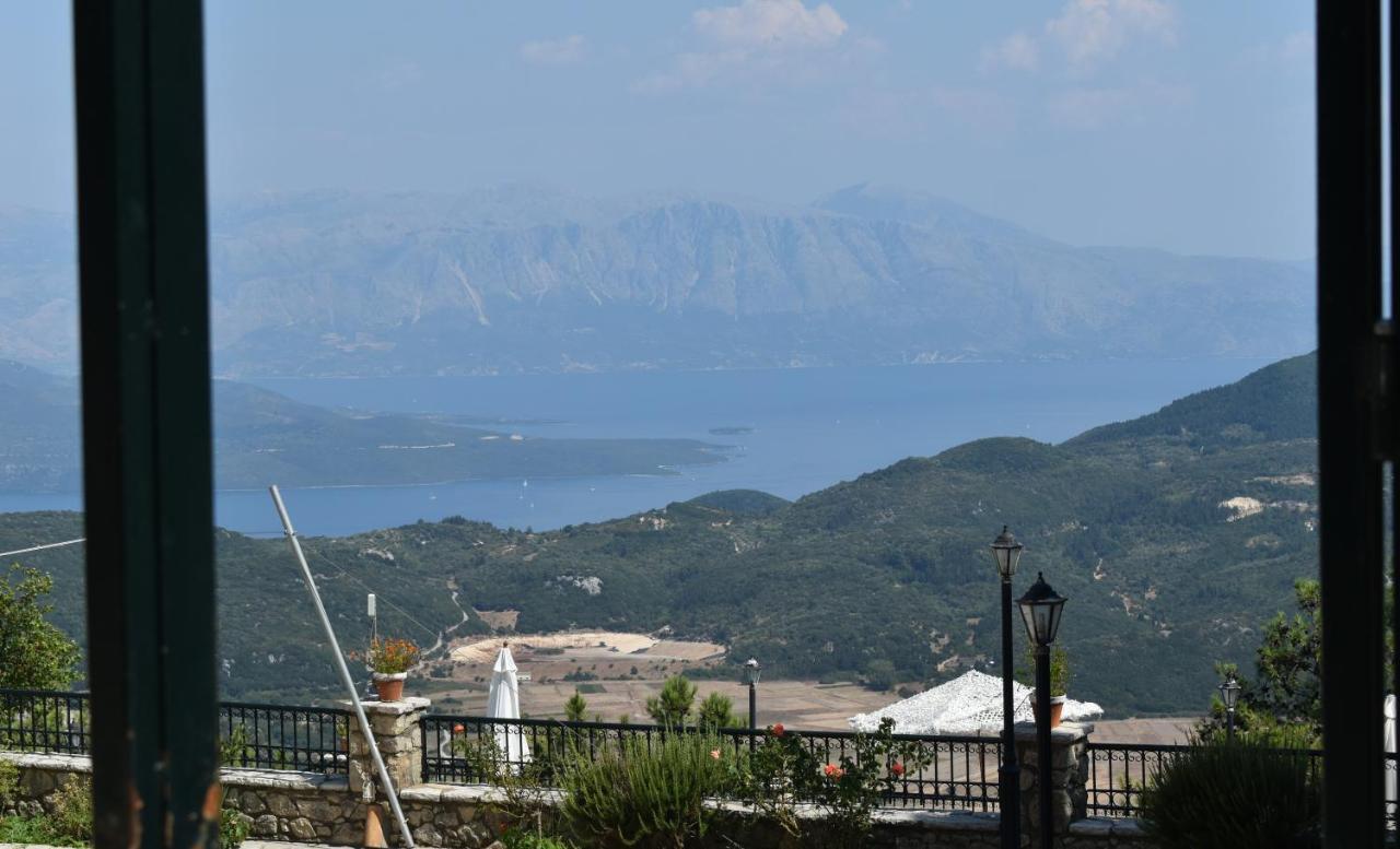 Estate Dafnopanagia Villa Magda Asprogerakata 外观 照片