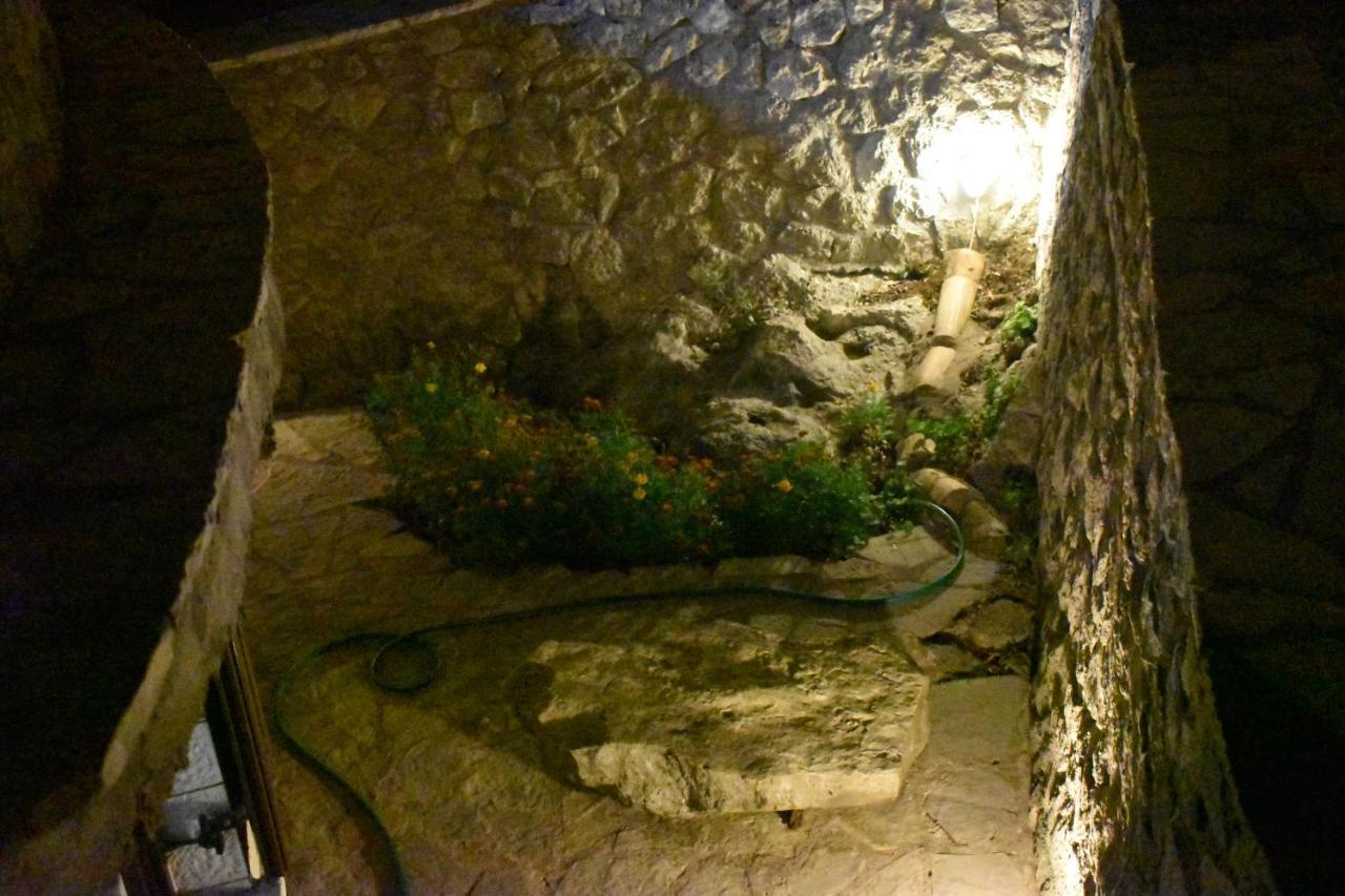Estate Dafnopanagia Villa Magda Asprogerakata 外观 照片
