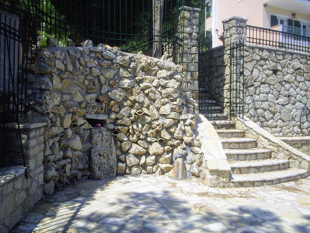 Estate Dafnopanagia Villa Magda Asprogerakata 外观 照片